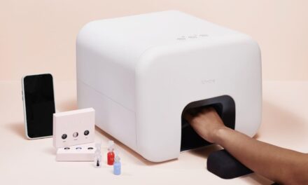 CES 2024: Hands-on with the at-home Nimble manicure robot