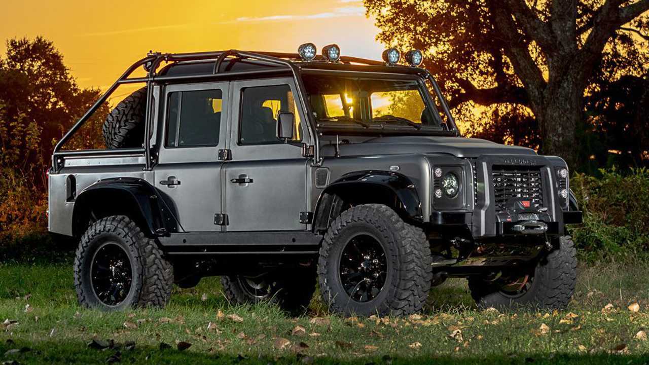 Himalaya Land Rover Defender Spectre