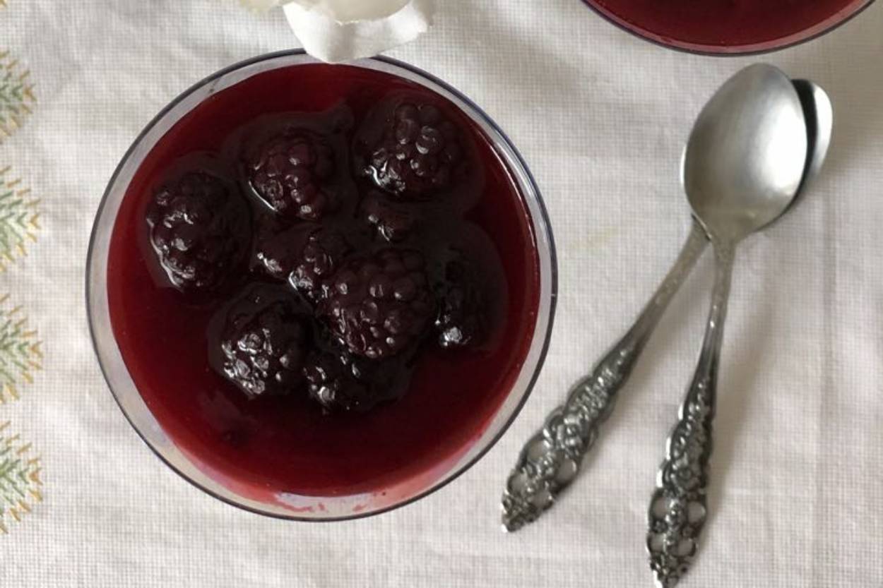 Damla Sakızlı Böğürtlenli Cup Tarifi