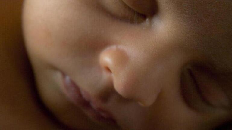 ‘’Sütüm gelmiyor’’ endişesiyle mamaya başlamak doğru mu