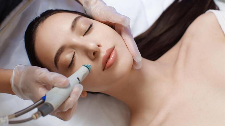 Ciltte oluşan problemlere son veren uygulama: Hydrafacial nasıl yapılır?