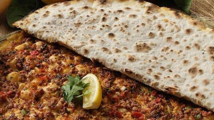 Lahmacun nasıl yapılır (hamuru ve içi nasıl hazırlanır)? Evde lahmacun yapımı ve tarifi…