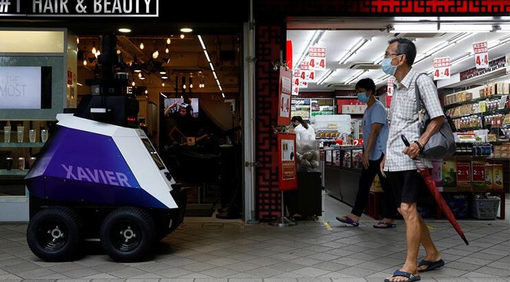 Singapur’un yeni polis gücü sokaklara çıktı! Xiavier distopik geleceği göz kırpıyor – Teknoloji Haberleri
