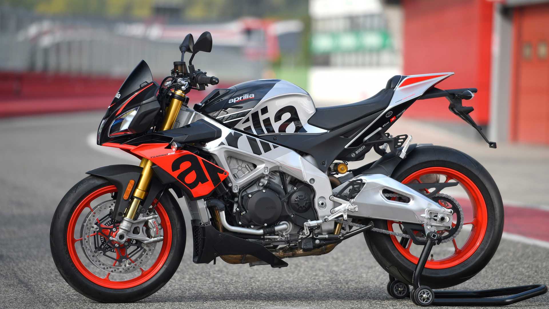 Aprilia Tuono V4 1100 Factory