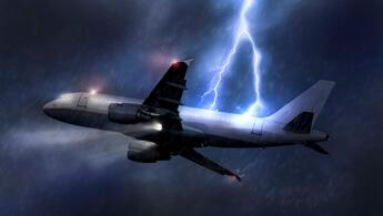 Dışarıdaydım, havadaydım... 3 kilometre yüksekten düştü, babasının bir sözü sayesinde kurtuldu...