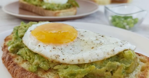 Kahvaltılık Avokado Tarifi, Nasıl Yapılır? (Videolu) -Yemek.com