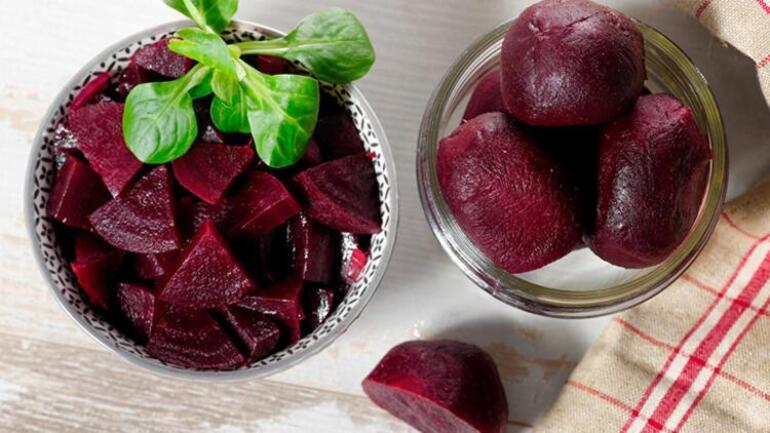 Vücudu güçlendiren kırmızı pancar detoksu