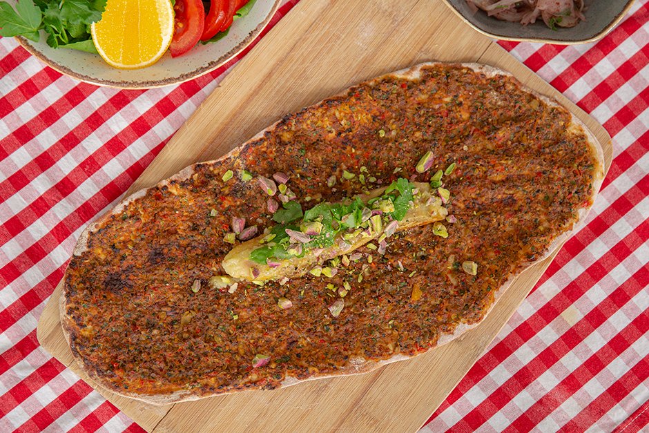 Söğürmeli Lahmacun Tarifi