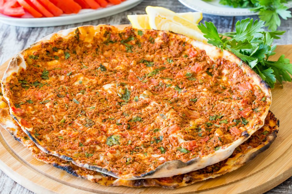 lahmacun-ici-nasil-hazirlanir-son