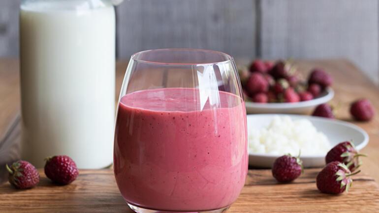 1 bardak kefir içtiğimizde vücudumuzda neler olur 3 sağlıklı kefir tarifi