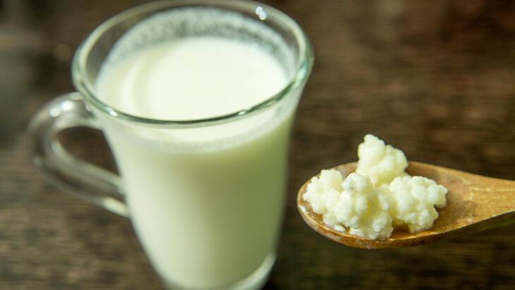 1 bardak kefir içtiğimizde vücudumuzda neler olur? 3 sağlıklı kefir tarifi