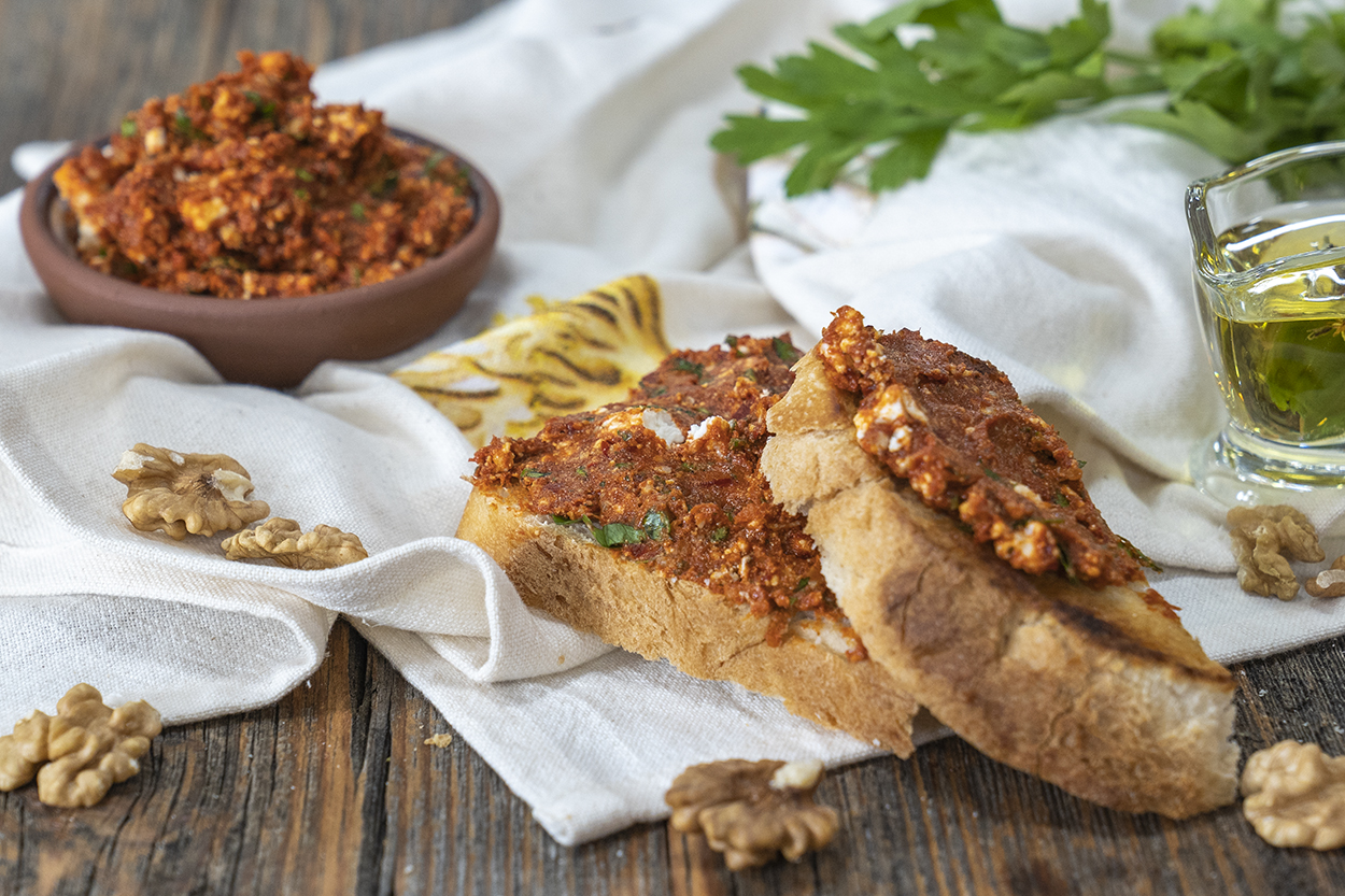 Kahvaltılık Acuka Tarifi