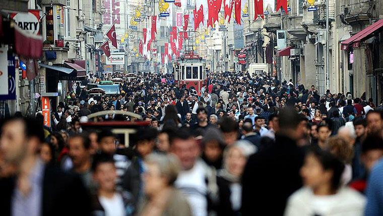 Rüyada Arkadan Gittiğini Görmek Ne Demek? Birinin Arkandan Geldiğini Görmek