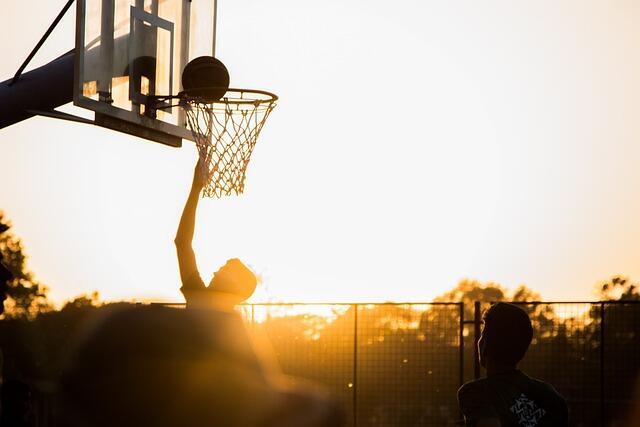 Rüyada Basketbol Görmek Ne Demek? Basketbolcular İle Konuştuğunu Görmek