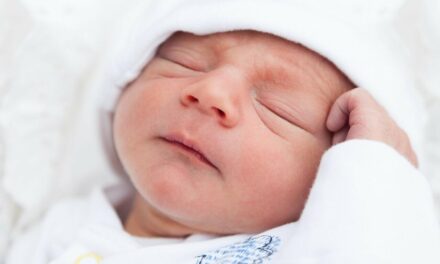 E ile Başlayan Erkek Bebek İsimleri 2022: E Harfi ile Başlayan Erkek İsimleri ve Anlamları Nelerdir?