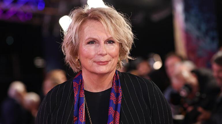 İlk Menopoza Girdiğinde Yaşadıklarını Anlatan Dünyaca Ünlü İsimler