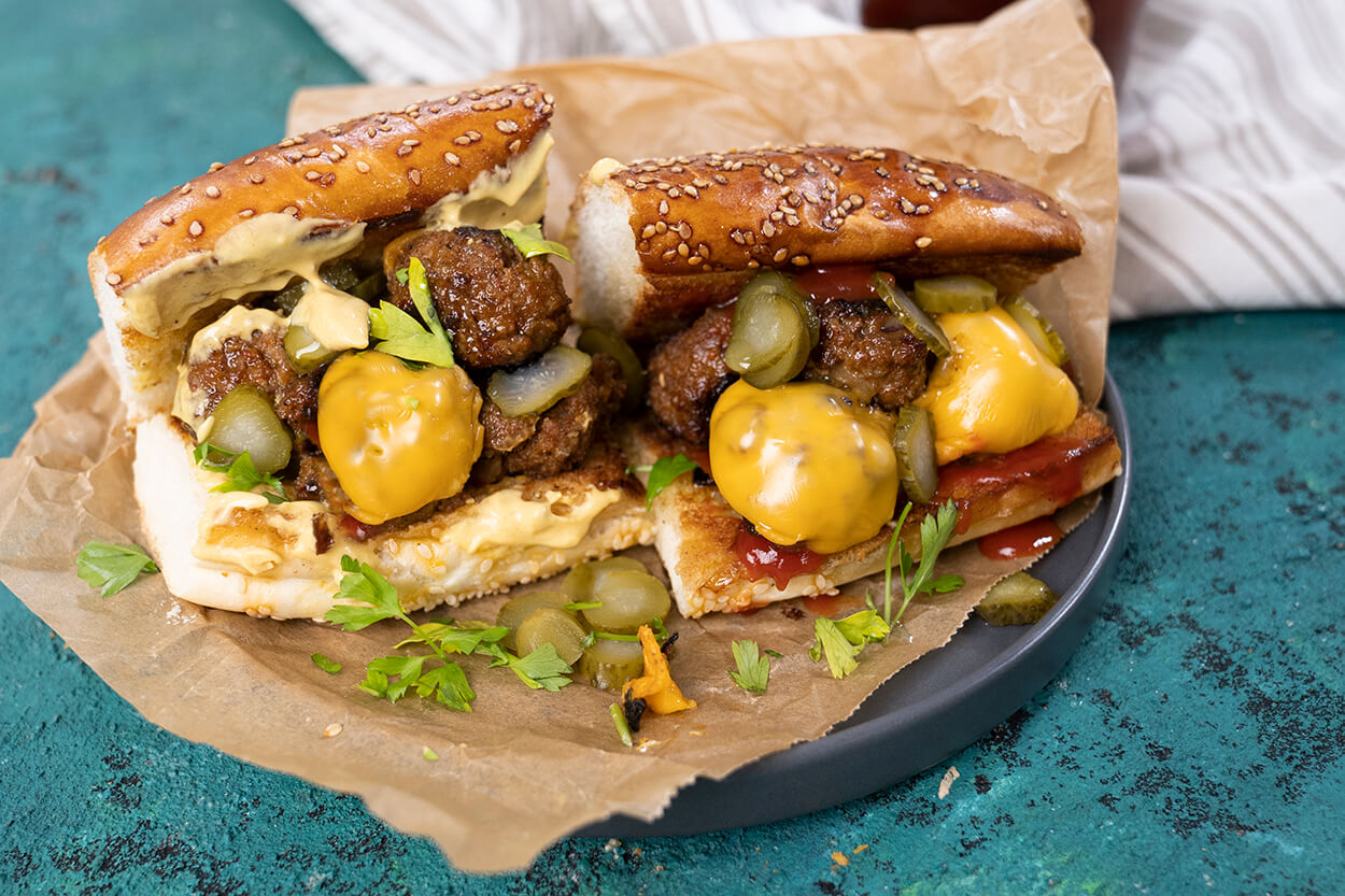 Köfteli Sandviç Tarifi