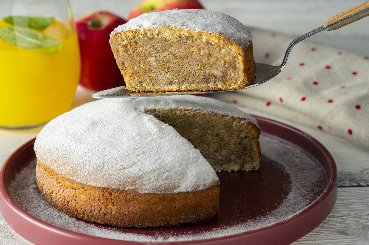 Airfryer'da Elmalı Havuçlu Kek Tarifi