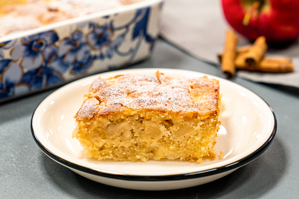 Kolay Elmalı Kek Tarifi