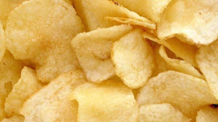 Rüyada Cips Görmek Nedir? Cips Satın Alıp Yediğini Görmek