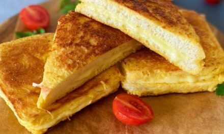 Hemen Hazır: 5 Dakikada Tavada Yumurtalı Tost