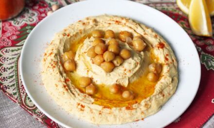 Soğuk Meze Tarifleri: 23 Soğuk Meze ve Salata Tarifi