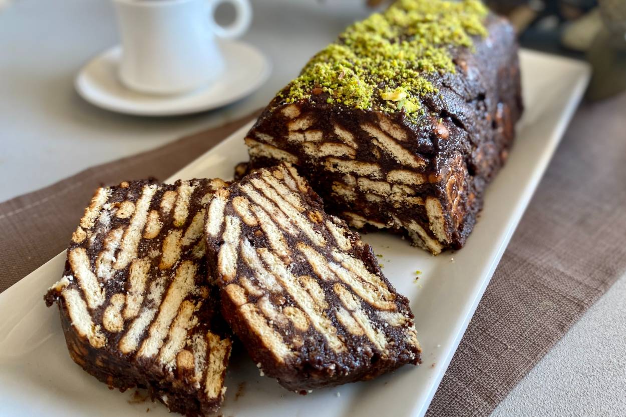 10 Dakikada Mozaik Pasta Tarifi