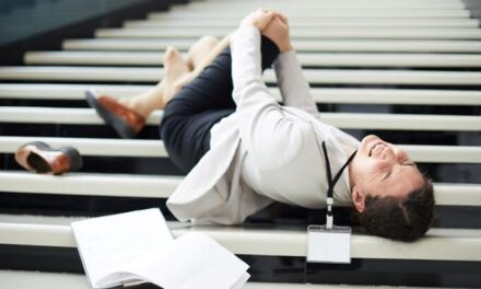 Rüyada Düşmek Ne Demek? Kısaca Ne Anlama Gelir?