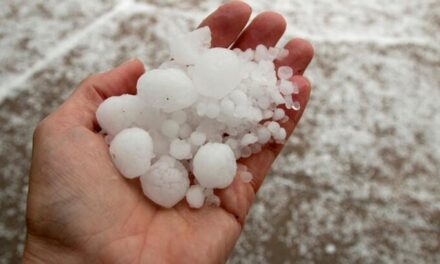 Rüyada Dolu Yağdığını Görmek Ne Anlama Gelir? Ne Demek, Neye Yorumlanır?