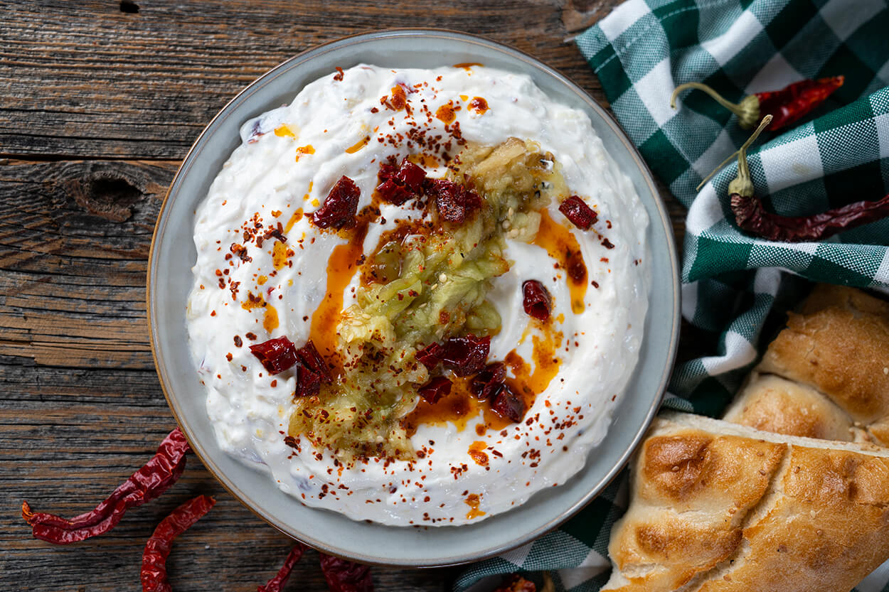 Lokanta Usulü Atom Mezesi Tarifi