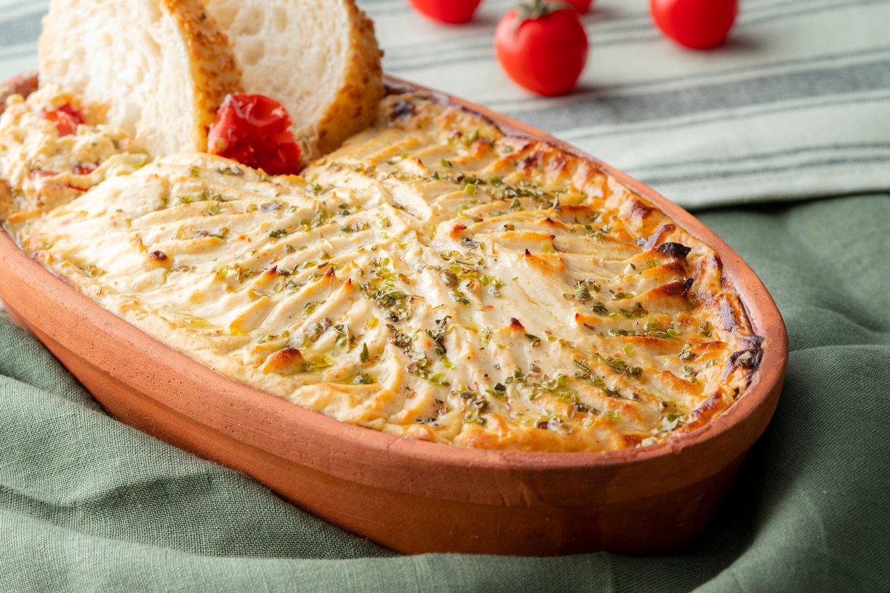 Köz Patlıcanlı Peynir Güveci Tarifi