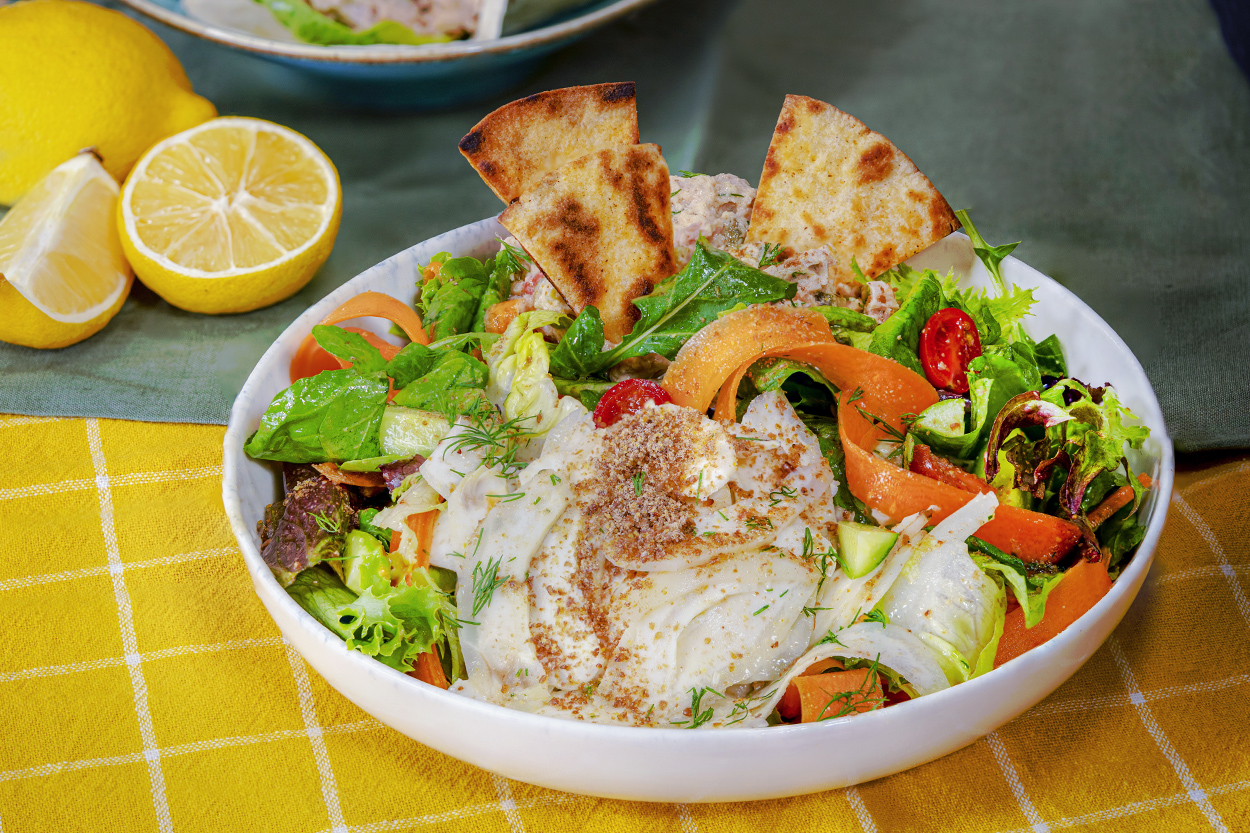 Ton Balıklı Enginarlı Salata Tarifi