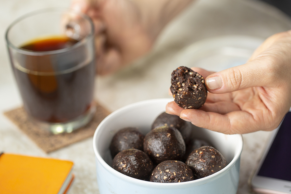 Pişmeyen Şekersiz Kurabiye Tarifi