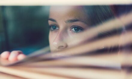 Rüyada Endişe Görmek Ne Demek? Kaygılı Ve endişeli Olduğunu Hissetmek