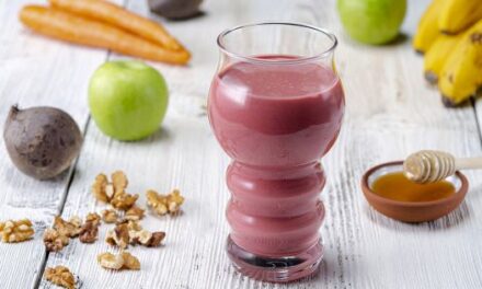 Smoothie Tarifleri: Kolay ve Hafif 17 Smoothie Tarifi