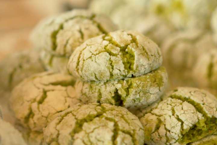 tinnan-badem-ezmecisi-izmir-blog