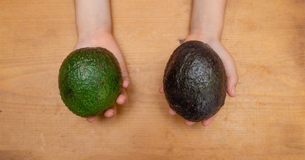 Ham Avokado Nasıl Olgunlaştırılır: 3 Hızlı Yöntem
