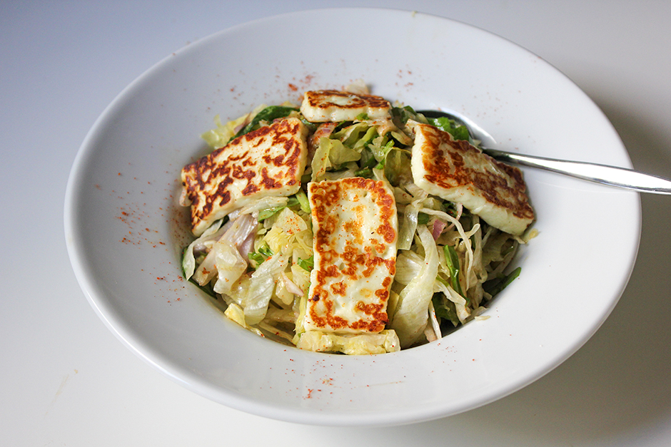 Hellimli Salata Tarifi