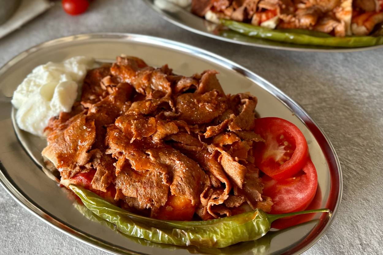 Hazır Dönerden İskender Tarifi