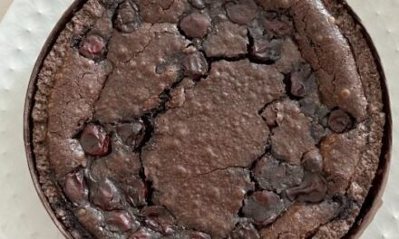 Çikolatalı Vişneli Tart Tarifi, Nasıl Yapılır? (Resimli)