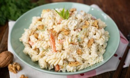 Doyurucu Lezzet: Sebzeli Makarna Salatası