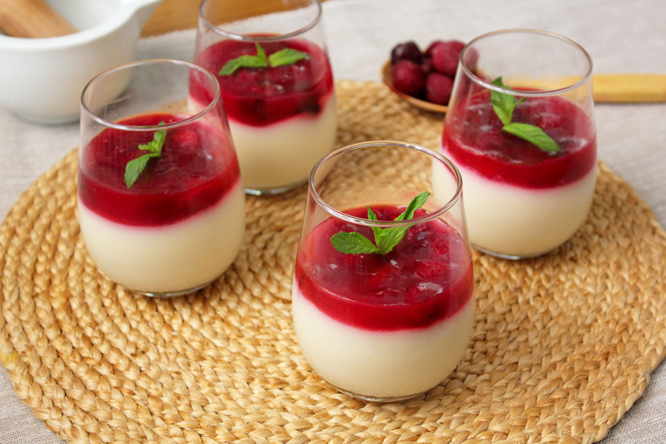 Vişneli Sakızlı Muhallebi Tarifi