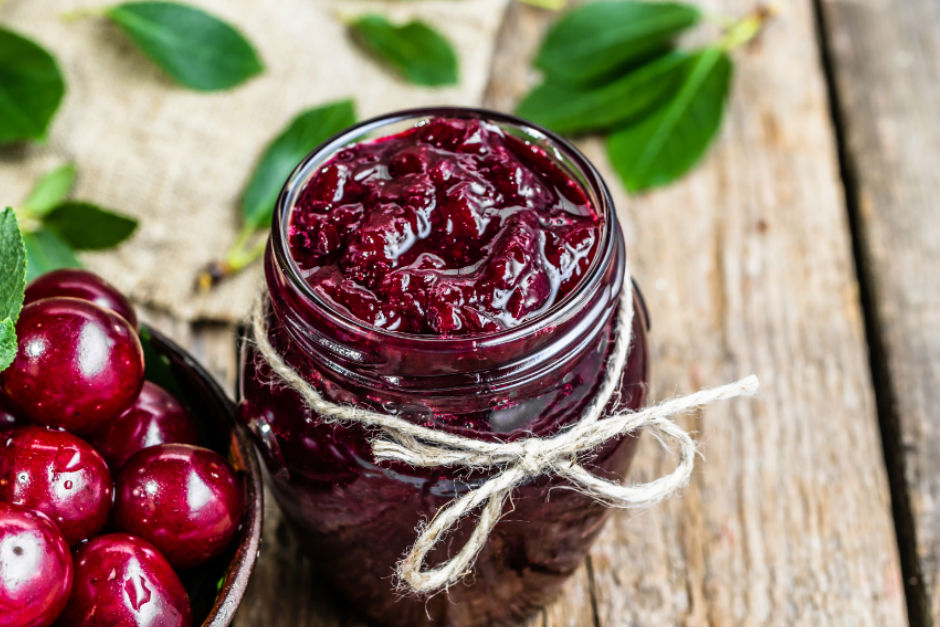 Damla Sakızlı Vişne Reçeli Tarifi