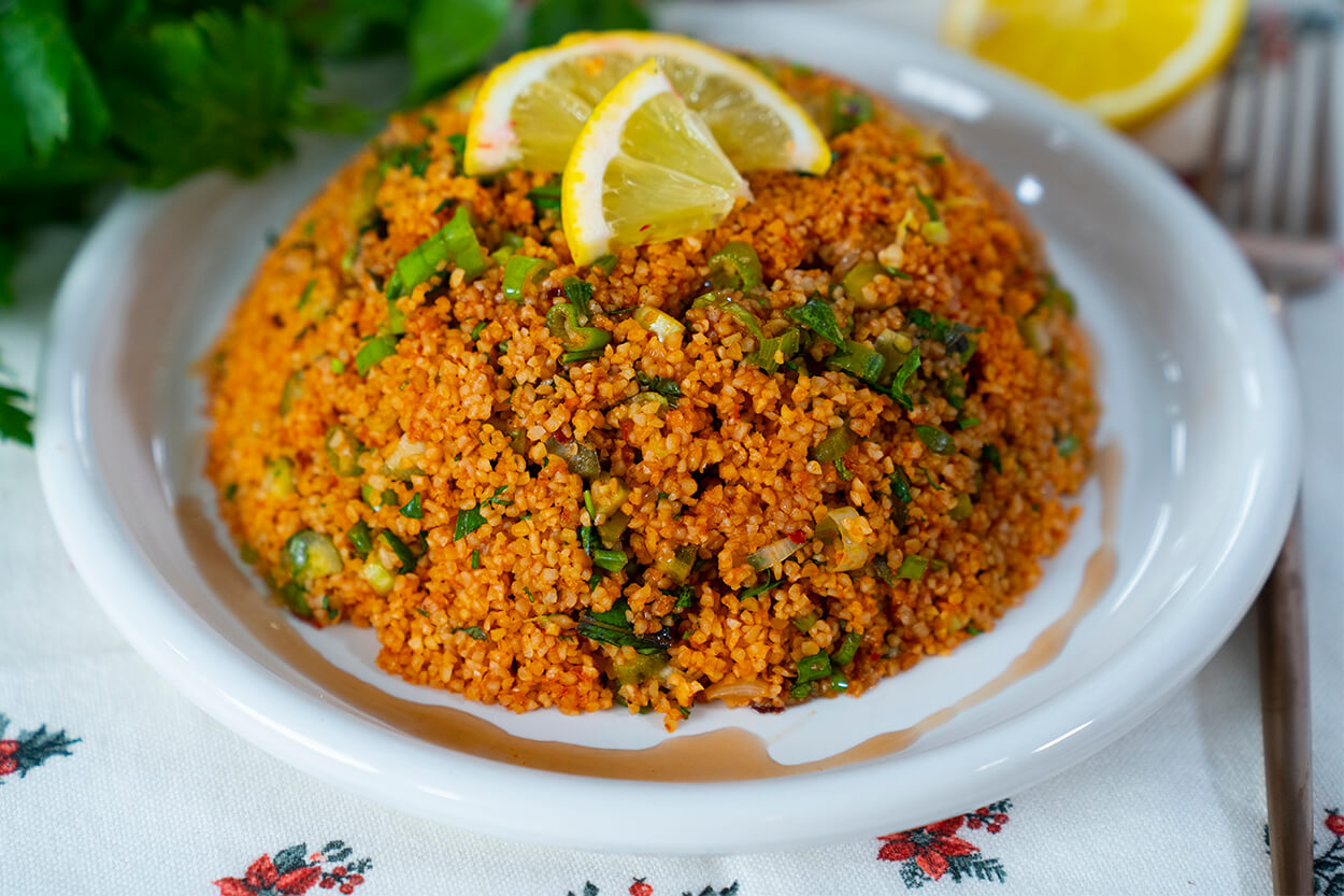 Yoğurma Kısır Tarifi