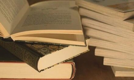 Kumru İsminin Anlamı Nedir? Kumru Ne Demek, Ne Anlama Gelir?