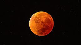 Kanlı Ay Tutulması gerçekleşti! Yılın son tutulmasına ilişkin detayları Astrolog Duygu Sevinç Sevin açıkladı
