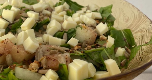 Şaşırtan Uyum: Kavunlu Roka Salatası