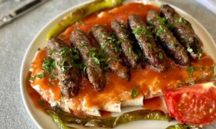 Manisa Kebabı Tarifi, Nasıl Yapılır? (Resimli Anlatım)