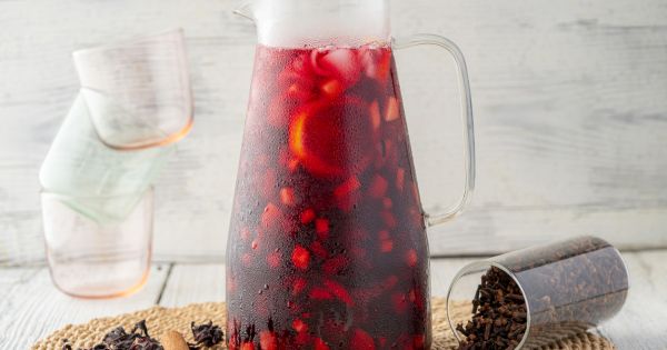 Şekeri Çok Dengeli: Soğuk Hibiskus Çayı