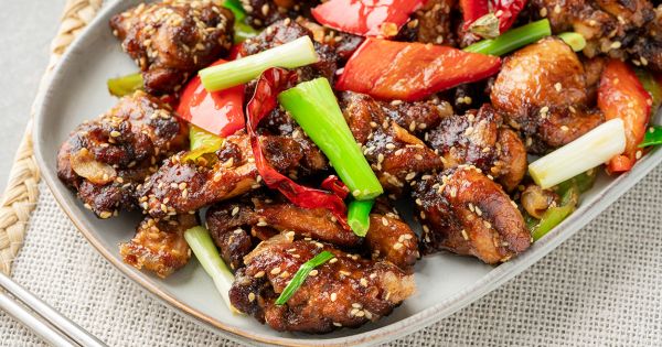 Uzak Doğu Restoranlarında Popüler: Szechuan Tavuğu